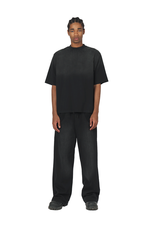 Black Tee