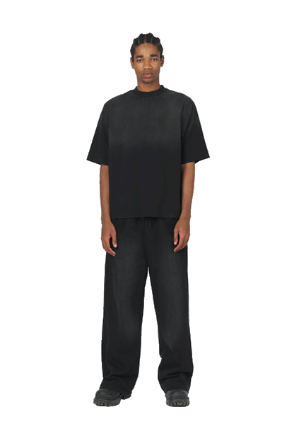 Black Tee