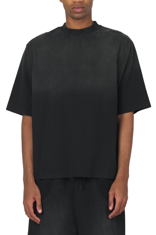 Black Tee