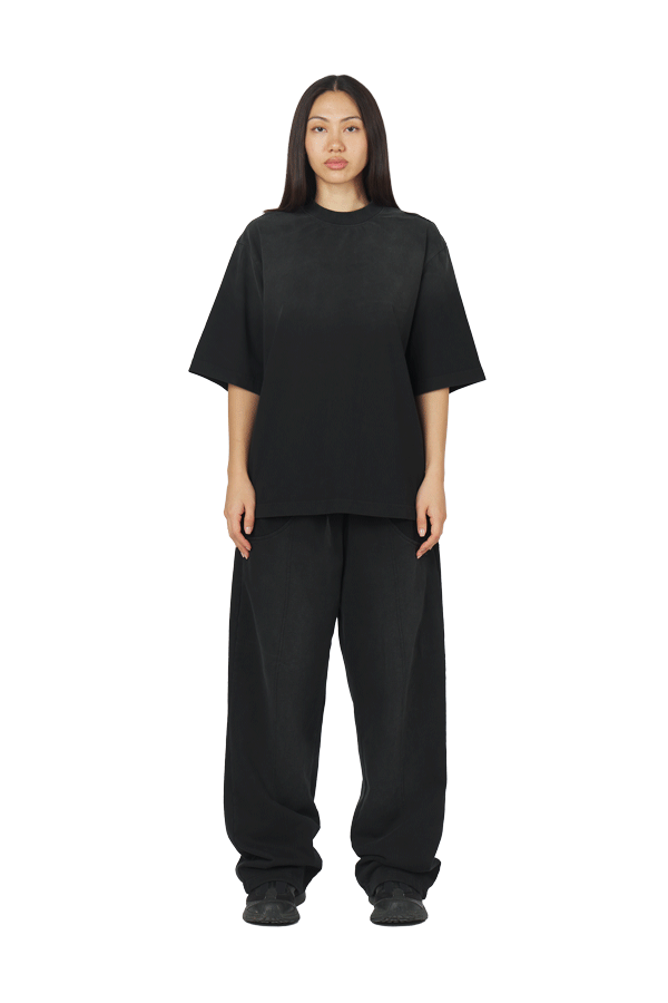 Black Tee