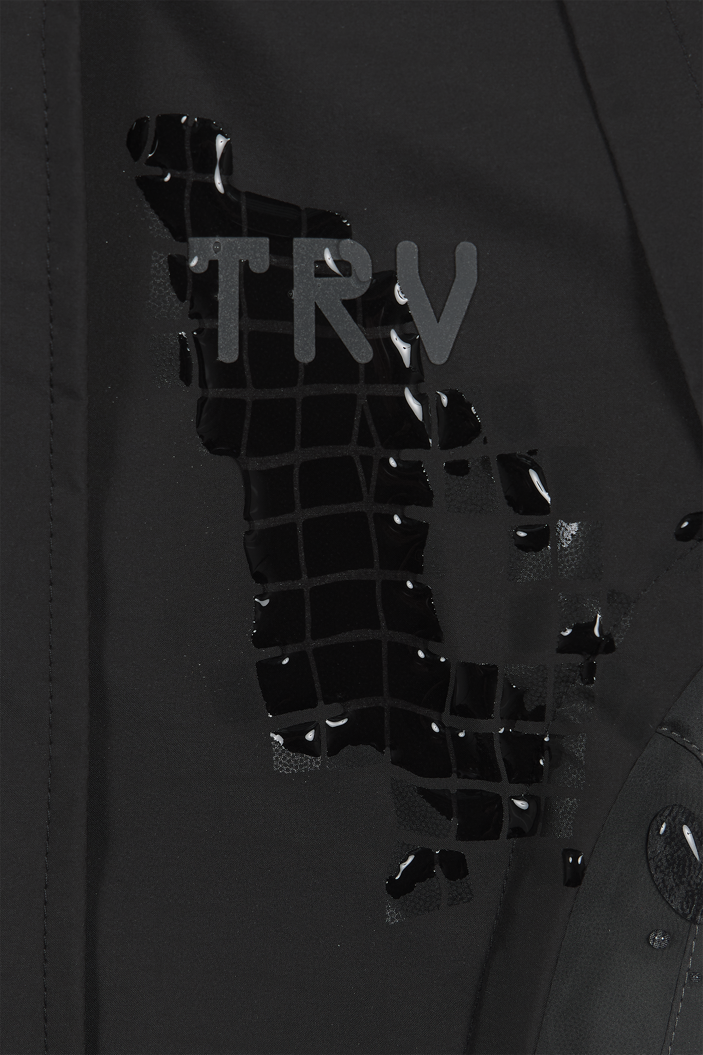 Water Reactive Reptile Jacket Black